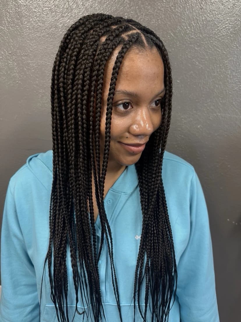 Knotless Braids for Mansfield — photo 3